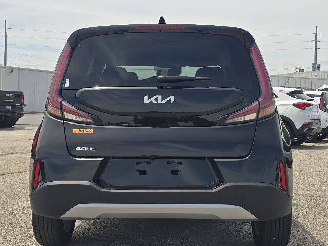 2025 Kia Soul LX