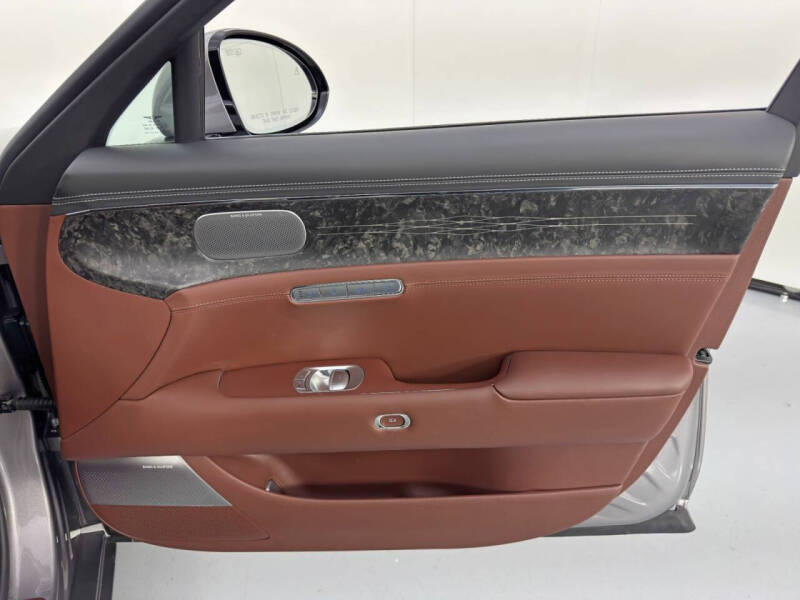 2024 Genesis G90 3.5T e-Supercharger