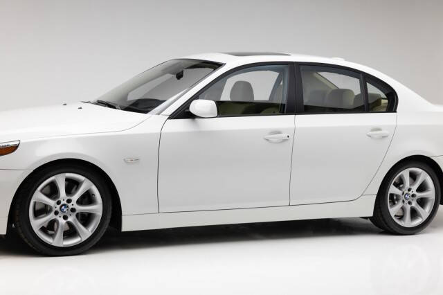 2004 BMW 5 Series 545i