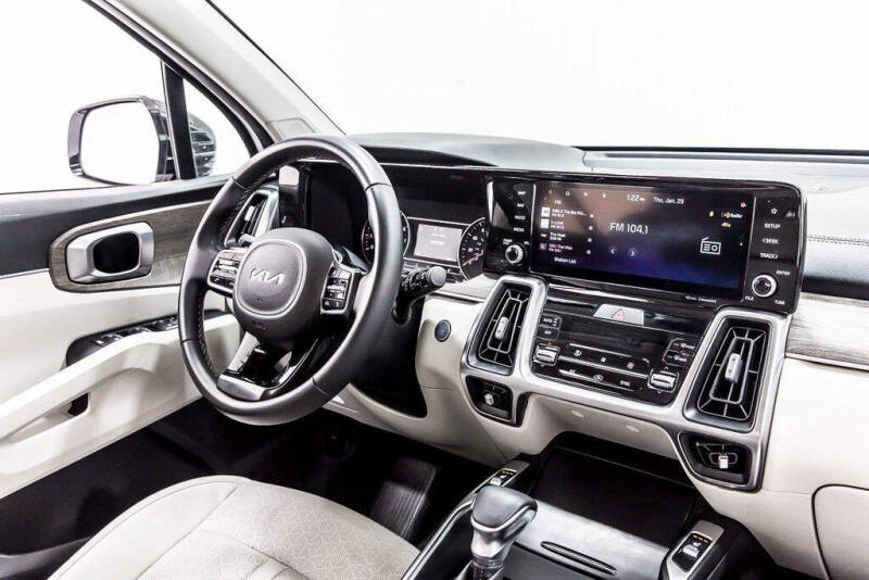 2023 Kia Sorento EX
