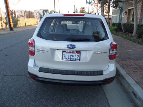 2015 Subaru Forester 2.5i