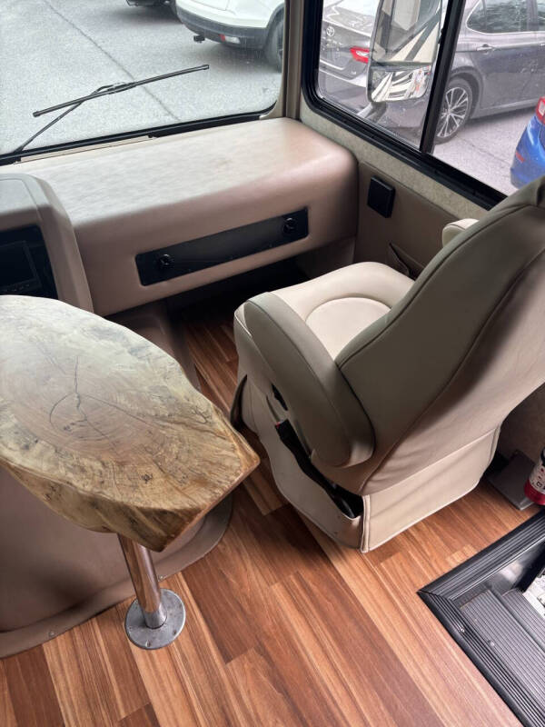 2015 Ford GEORGETOWN FOREST RIVER