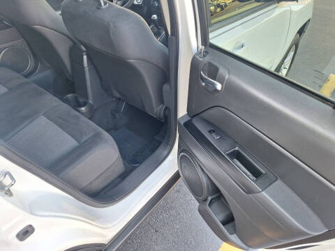 2011 Jeep Compass Sport