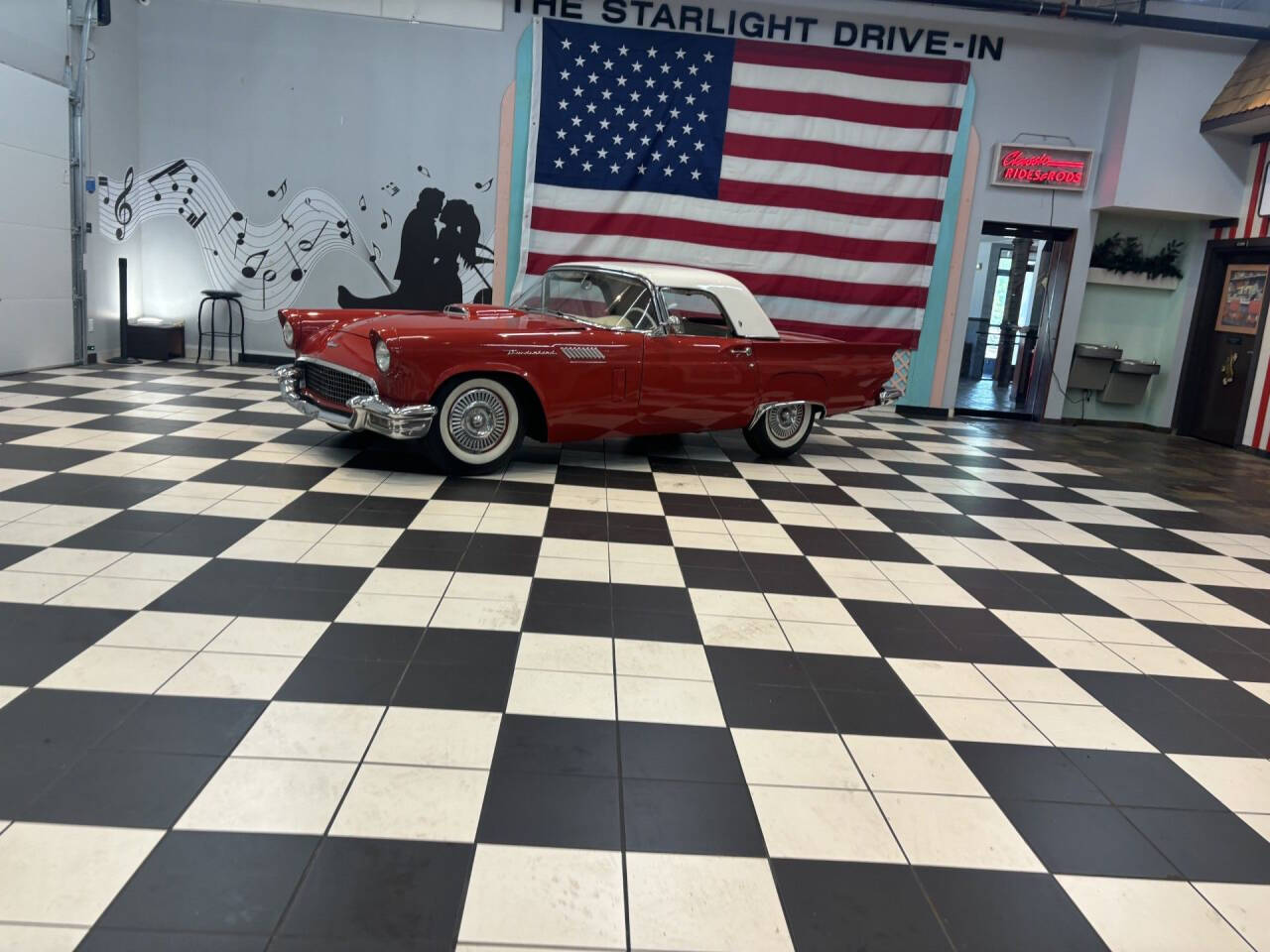 1957 Ford Thunderbird 10