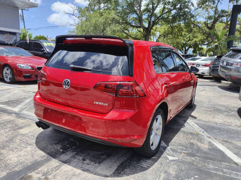2017 Volkswagen Golf