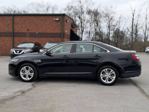 2016 Ford Taurus SEL