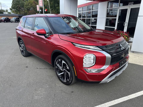 2022 Mitsubishi Outlander Black Edition