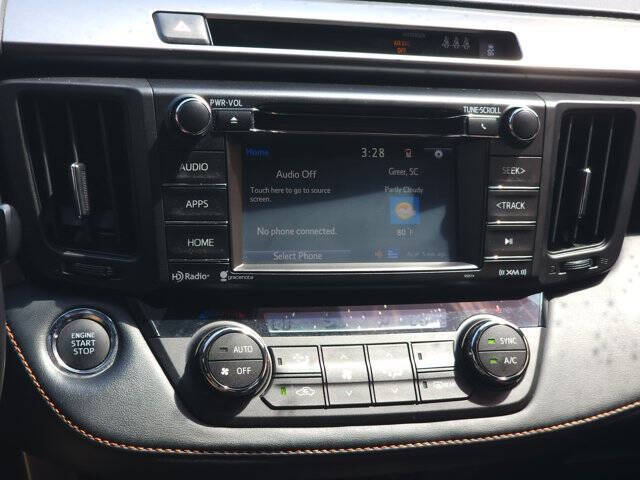 2018 Toyota RAV4 SE