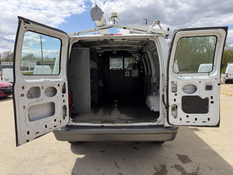 2006 Ford E-Series E-250