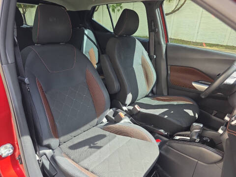 2018 Nissan Kicks SR