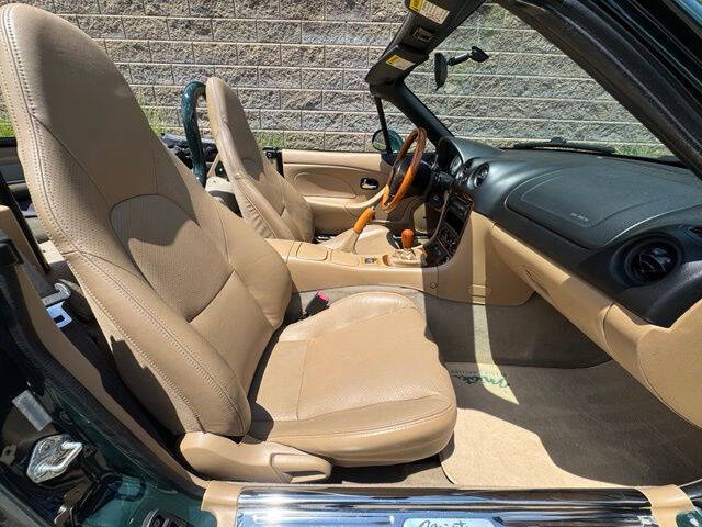 2001 Mazda MX-5 Miata