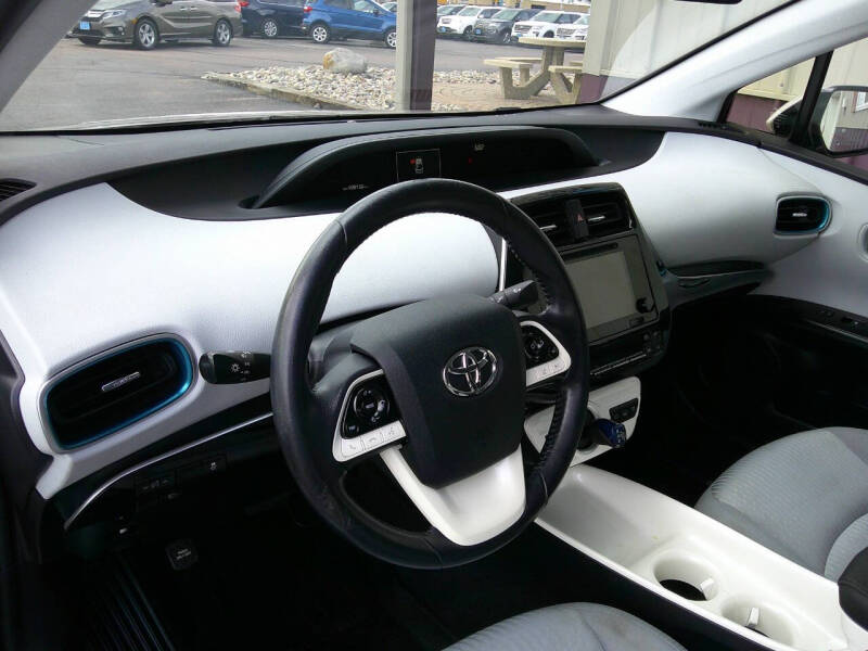 2017 Toyota Prius Prime Plus