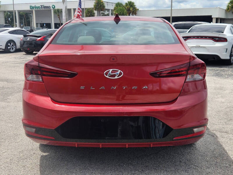 2019 Hyundai Elantra