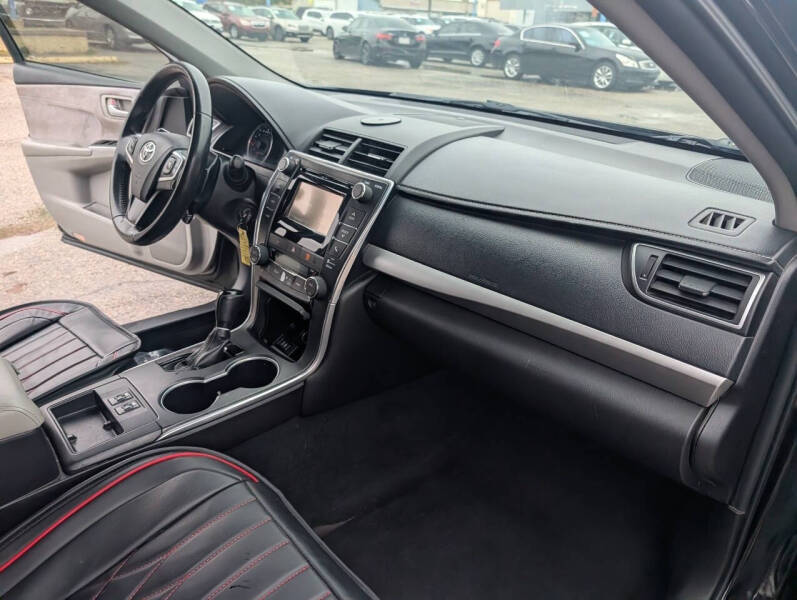 2015 Toyota Camry XSE