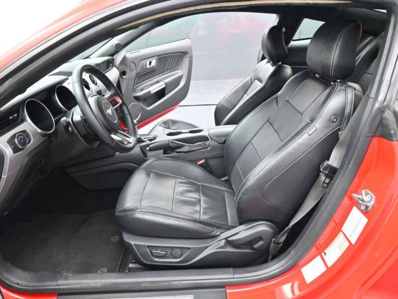 2020 Ford Mustang EcoBoost Premium