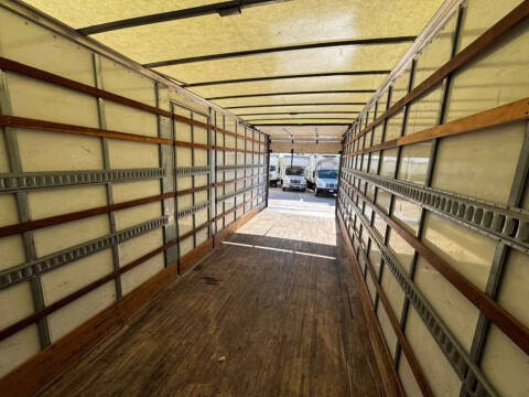 2020 Freightliner M2 106