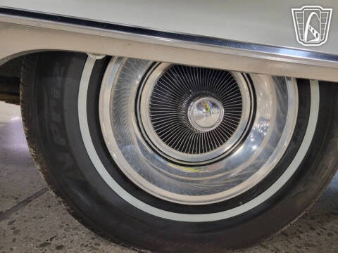 1965 Chrysler New Yorker