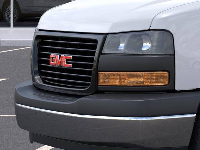 2026 GMC Savana 2500
