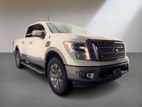 2017 Nissan Titan