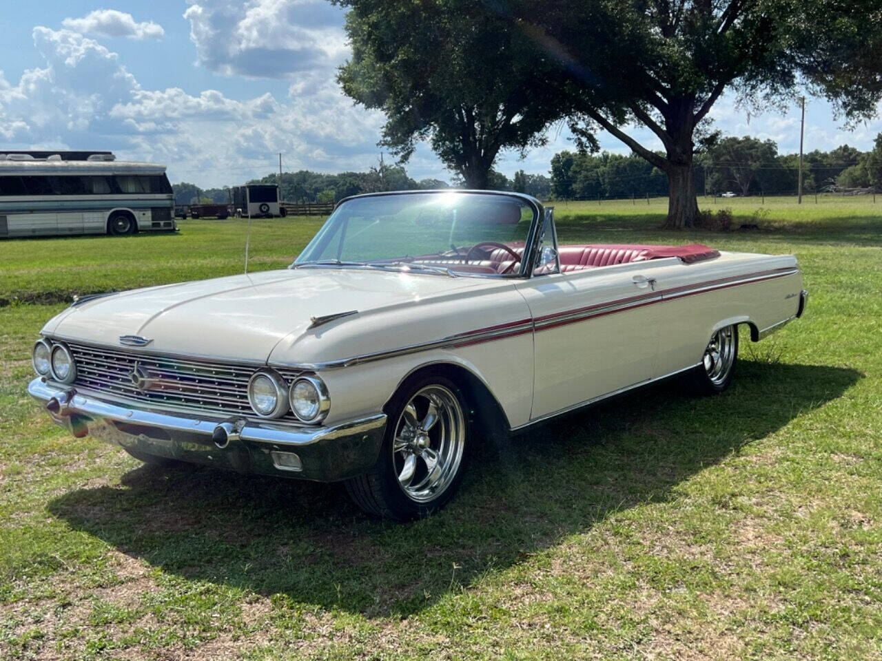 1962 Ford Sunliner for sale at Memory Lane Classic Cars in Bushnell, FL