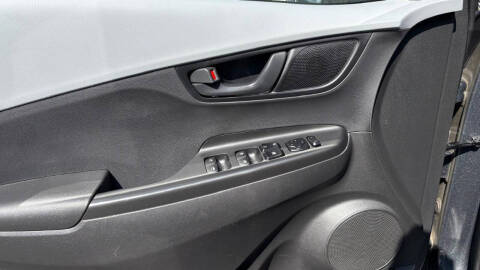 2021 Hyundai Kona SEL