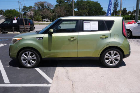 2016 Kia Soul +