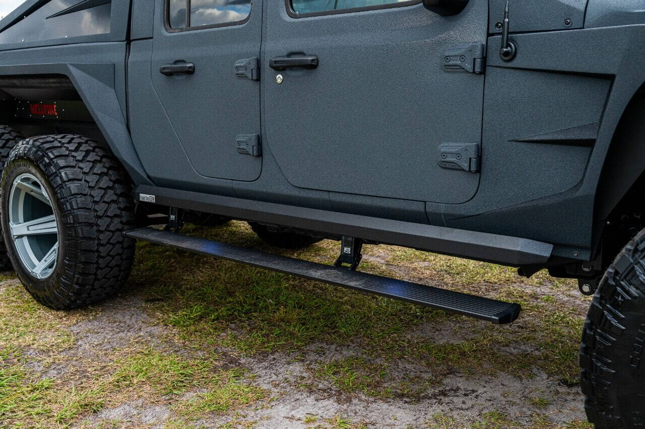 2023 JEEP Gladiator Pickup - $164,999
