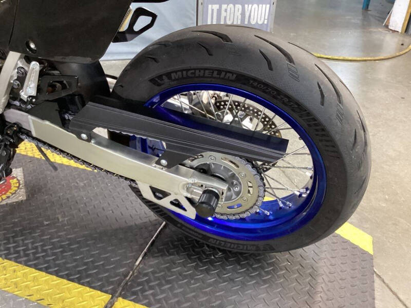 2023 Suzuki DR-Z400SM