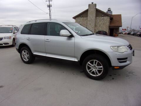 2008 Volkswagen Touareg 2 for sale at A & B Auto Sales LLC in Lincoln NE