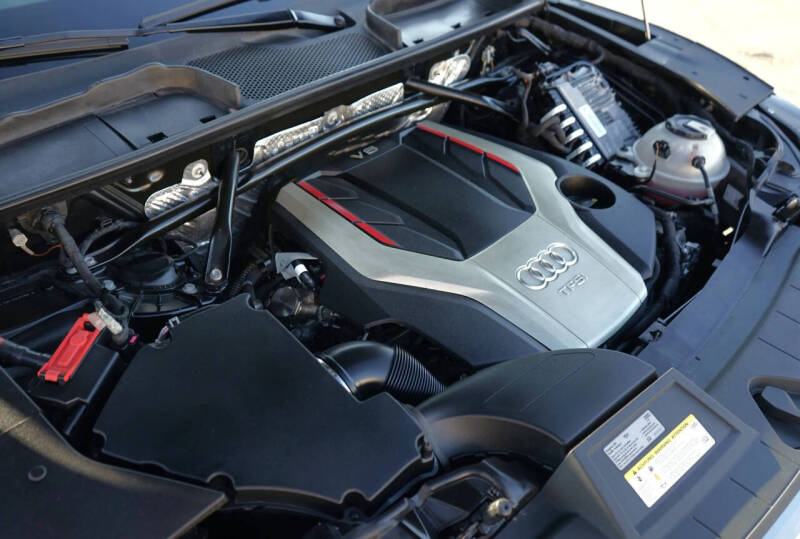 2018 Audi SQ5 3.0T quattro Premium Plus