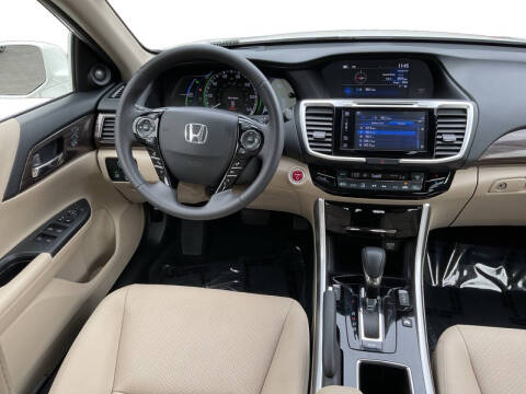 2017 Honda Accord Hybrid EX-L