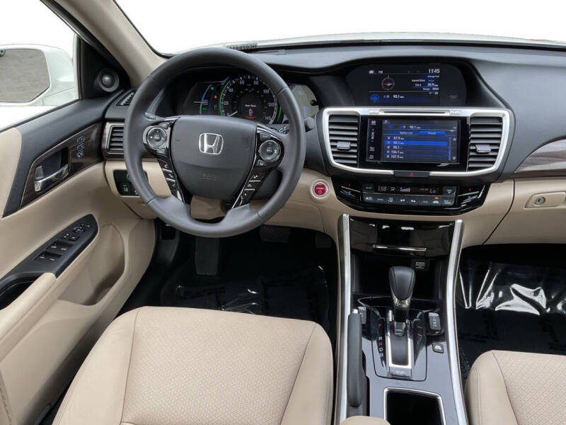 2017 Honda Accord Hybrid EX-L