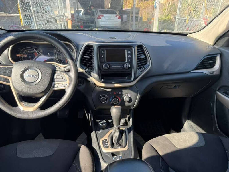 2018 Jeep Cherokee Tech Connect