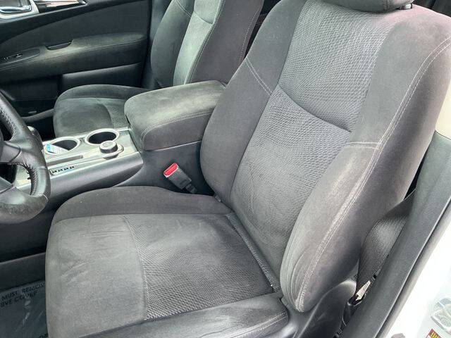 2014 Nissan Pathfinder SV