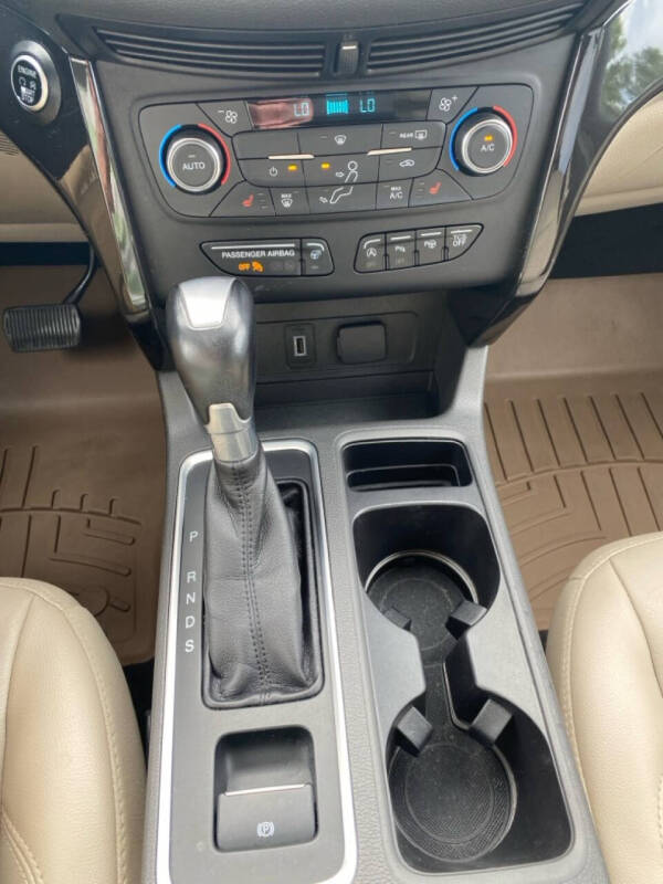 2017 Ford Escape Titanium