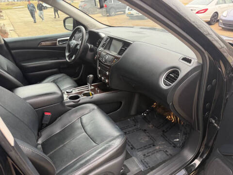 2014 Nissan Pathfinder Platinum