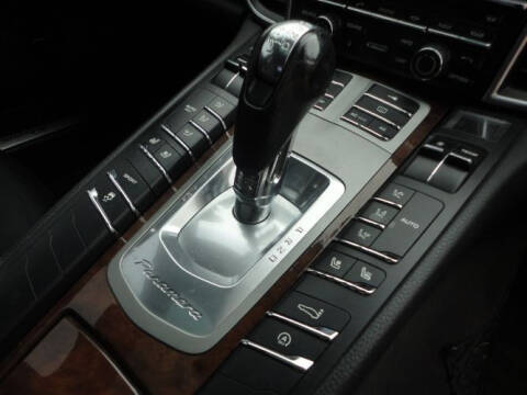 2011 Porsche Panamera