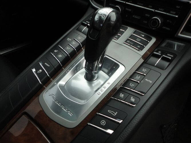 2011 Porsche Panamera