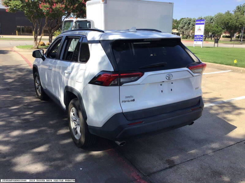 2019 Toyota RAV4 XLE