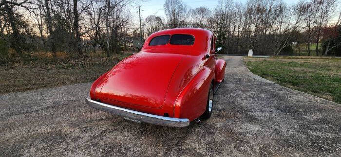 1937 Oldsmobile F37