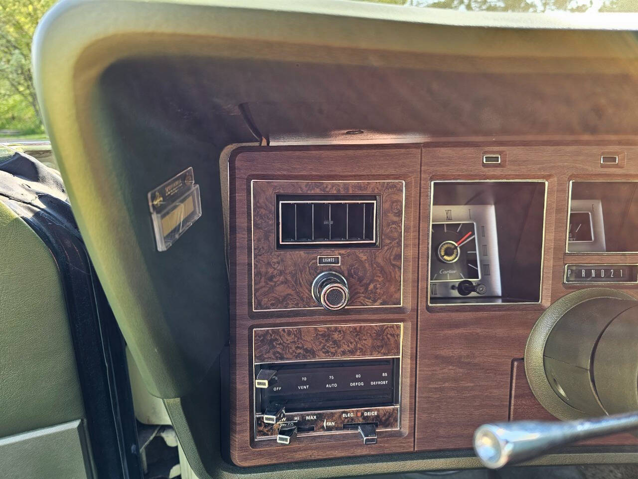 1975 Lincoln Continental 113