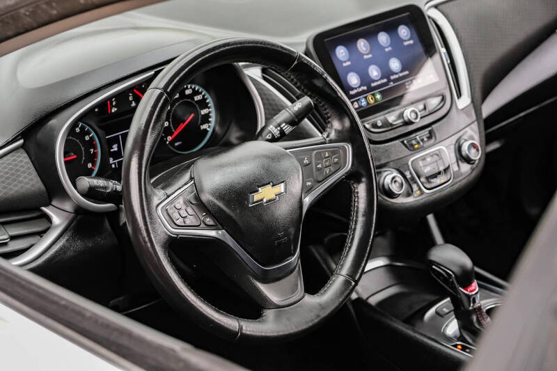 2022 Chevrolet Malibu RS