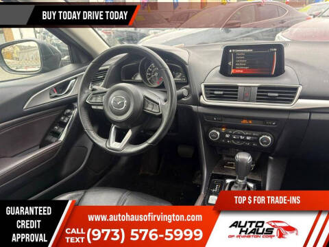 2018 Mazda MAZDA3 Touring