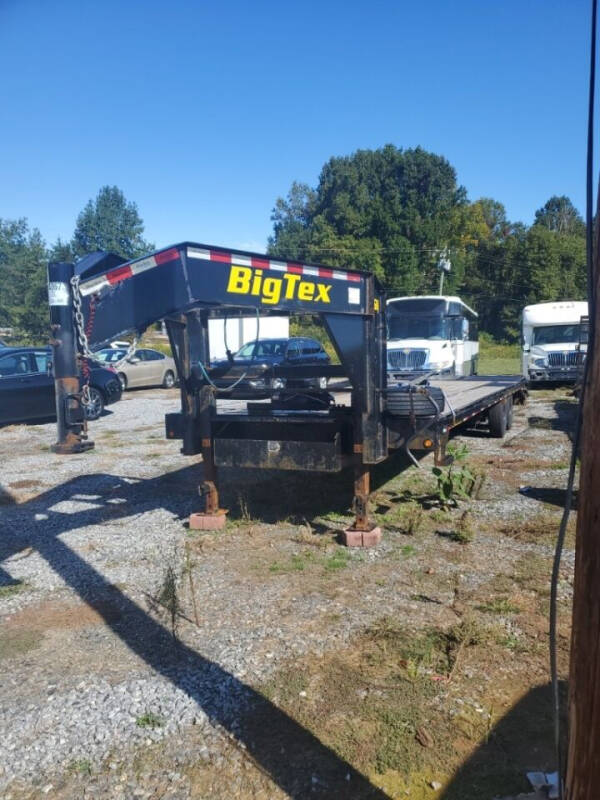 2021 Big Tex Trailer 14GN-25bk+5mr for sale at Smart Chevrolet in Madison NC