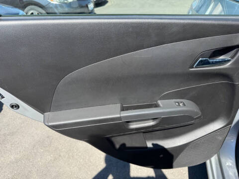 2012 Chevrolet Sonic LT