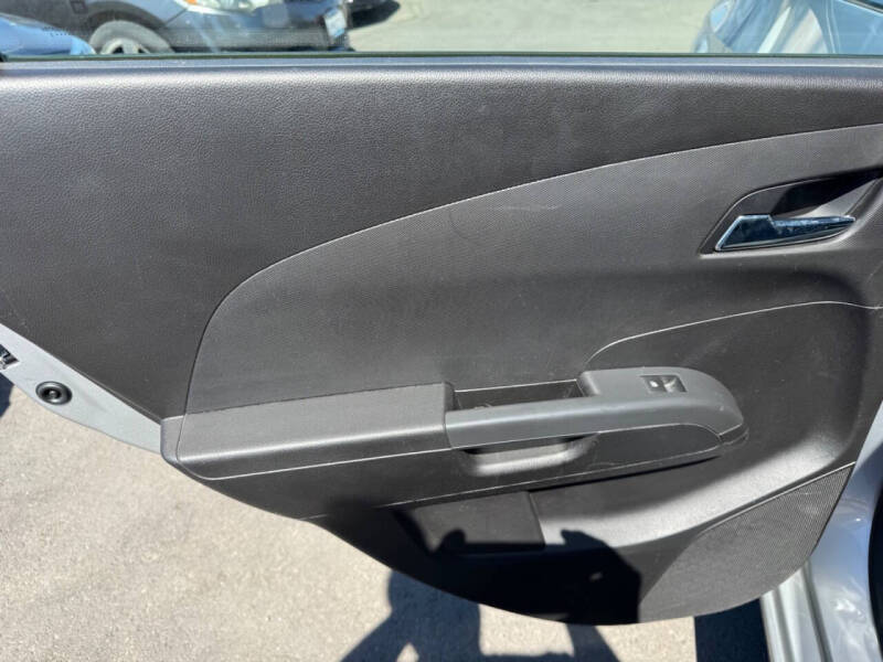 2012 Chevrolet Sonic LT