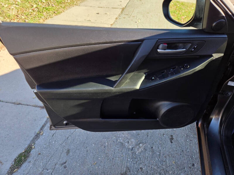 2013 Mazda MAZDA3 i Touring