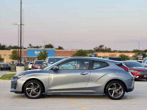 2019 Hyundai Veloster