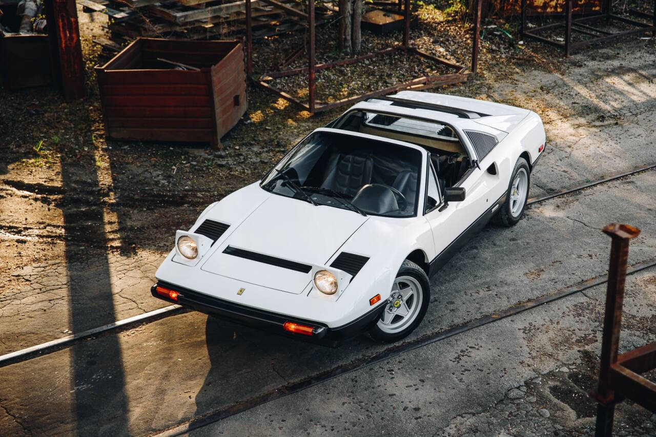 1984 Ferrari 308 4