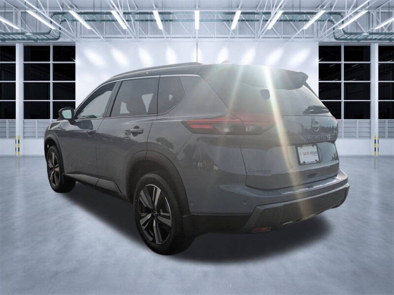 2025 Nissan Rogue SL